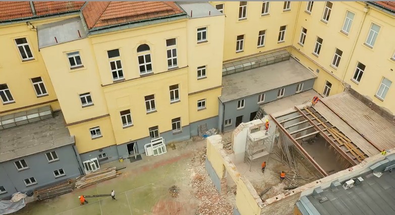 Průběh stavby na ZŠ Antoniská